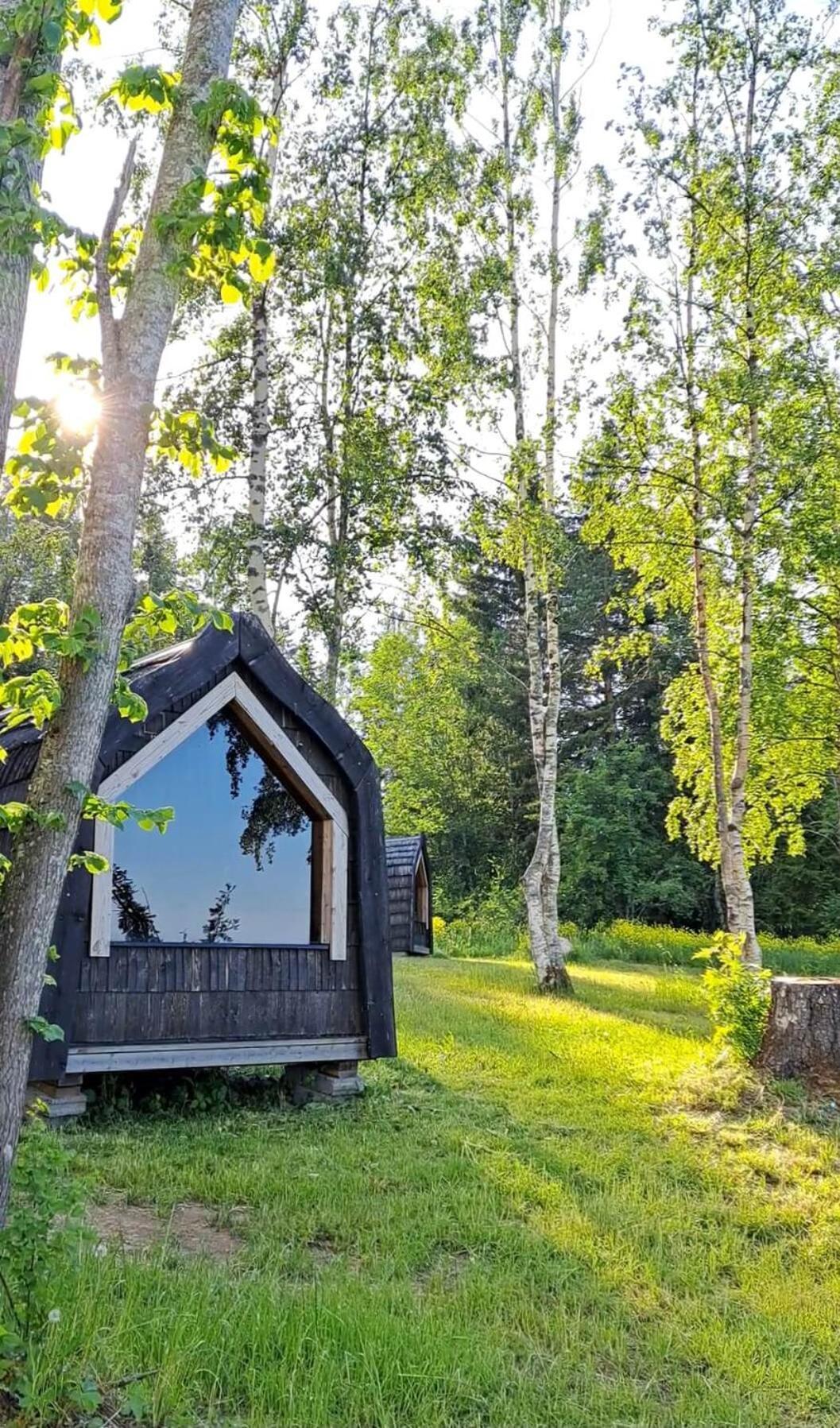 Hara Sadama Iglukaemping Hotell Exteriör bild